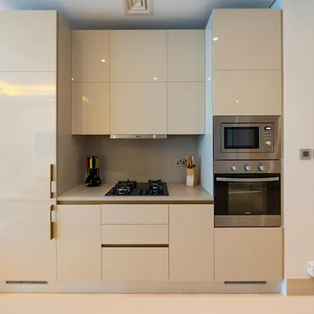 Spacious Beachfront 2 Bedroom Apartment - The 8 Dubai Exterior photo